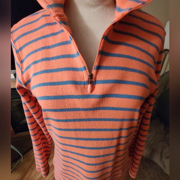 L.L.Bean quarter zip mock neck. - Picture 9 of 11